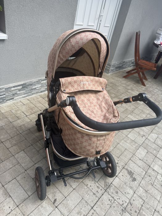 Carucior copii aproape nou