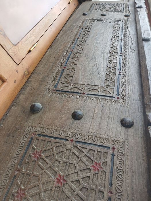 Qadimiy eshik 17-18 asr