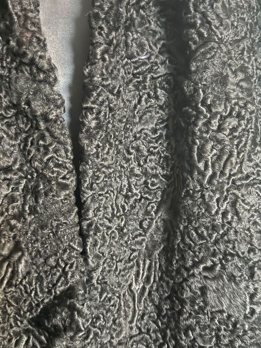 Шуба каракуль черная