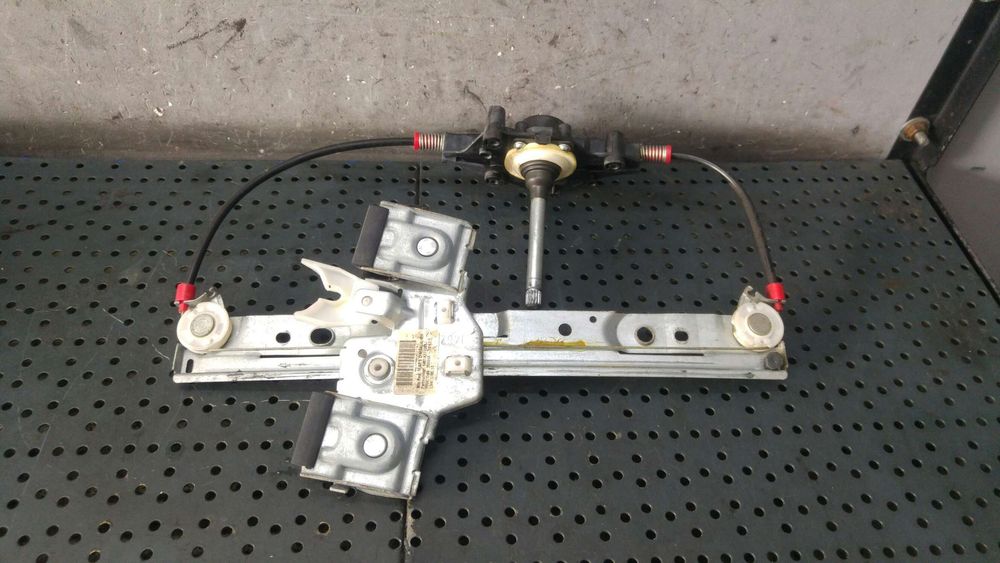 Macara manuala dreapta spate ford fiesta 6 cb1 ccn 8a61a27000aj