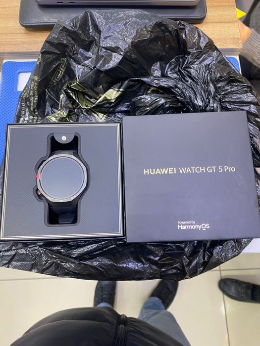 Продаються смарт часы