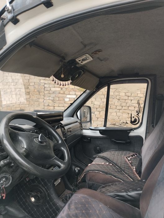 Газель 2003 год.