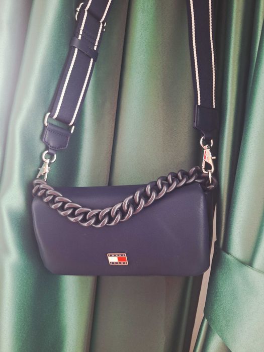 Кожена чанта Tommy jeans