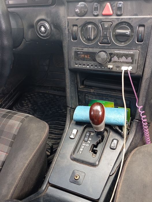 Продам Мерседес W202 C220