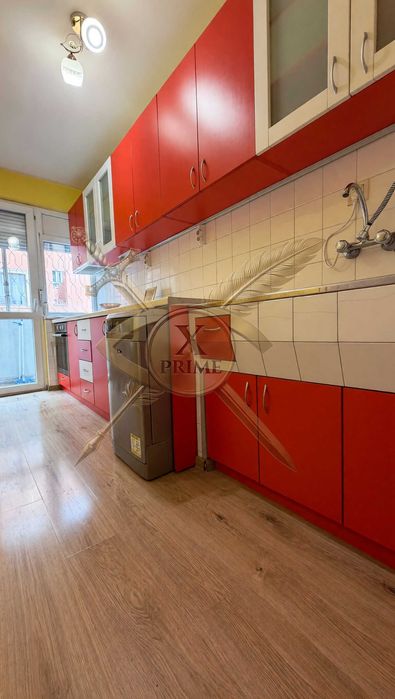 Дава се под наем Тристаен апартамент в Варна, Център - 80 кв.м за 600 € - Снимка #1