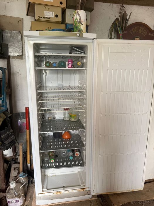Морозильная камера Indesit б/у продам
