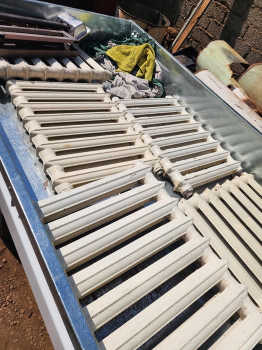 Чугунный радиатор отопления  секций