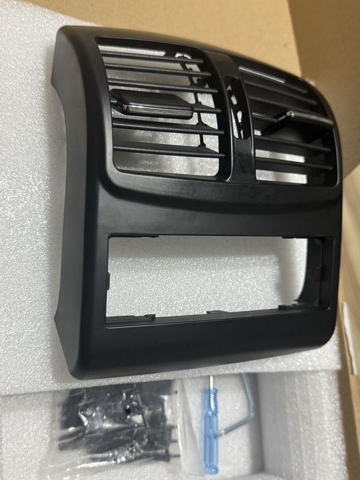 дефлектор мерседес w212