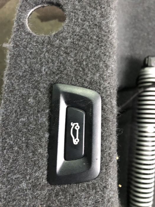 Електрически багажник бмв 5 ф10 ( elektricheski bagajnik bmw 5 f10 )