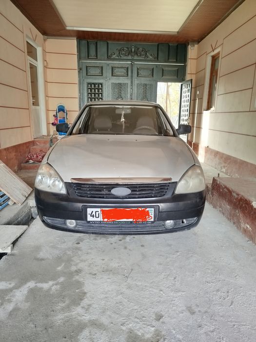 Lada Priora Srochna sotiladi mashinalarga ham barter bor