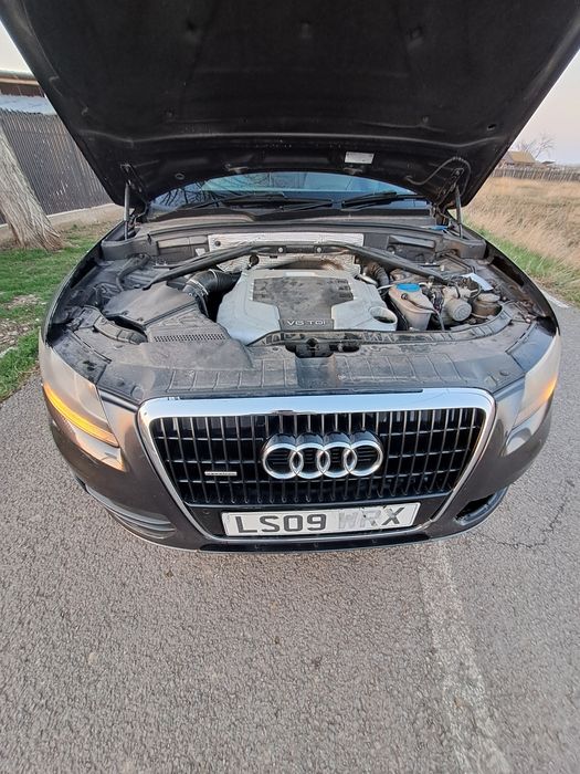 Vând Motor Audi Q5 3.0 TDI CCWA QUATTRO