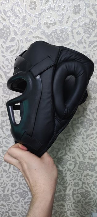 Шлем для единоборств