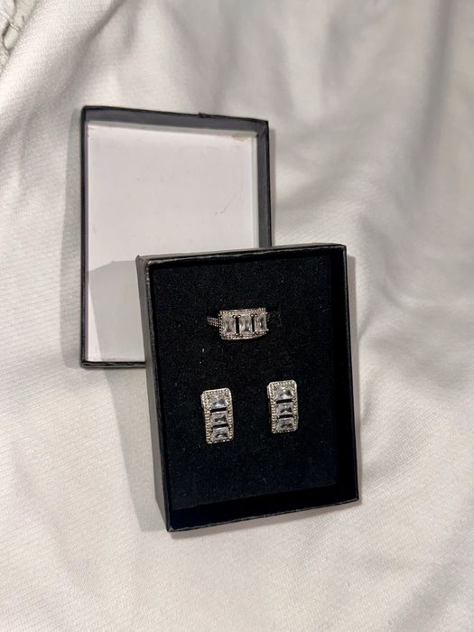 Продам комплект, нечистое серебро