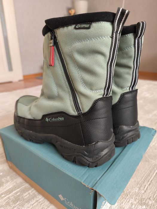 Продам зимние сапожки