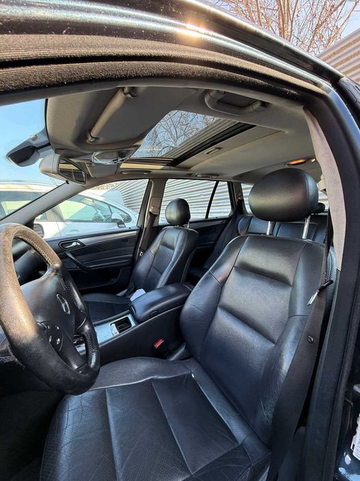 Мерцедес Mercedes Benz C320 C- Class