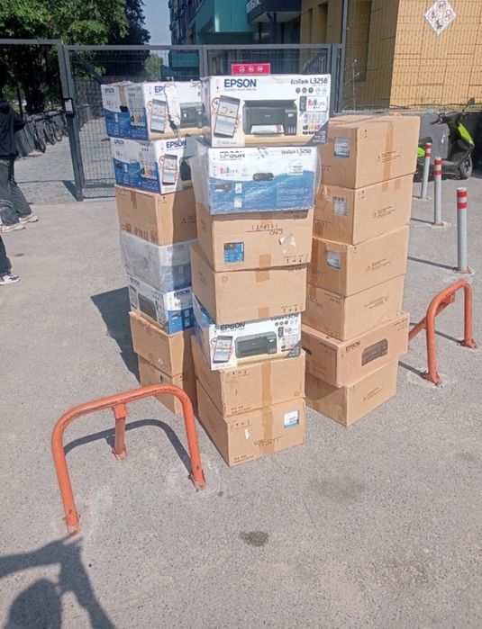Принтеры epson 3258, состояние отличные как новые