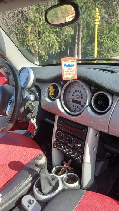 Masina mini cooper