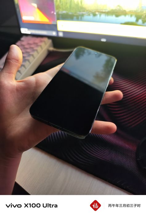 продам xiaomi 13