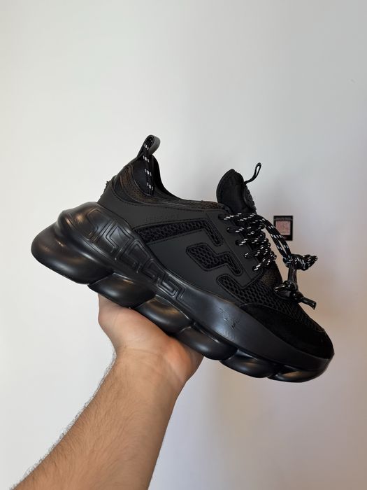 Adidasi second hand unisex alergat