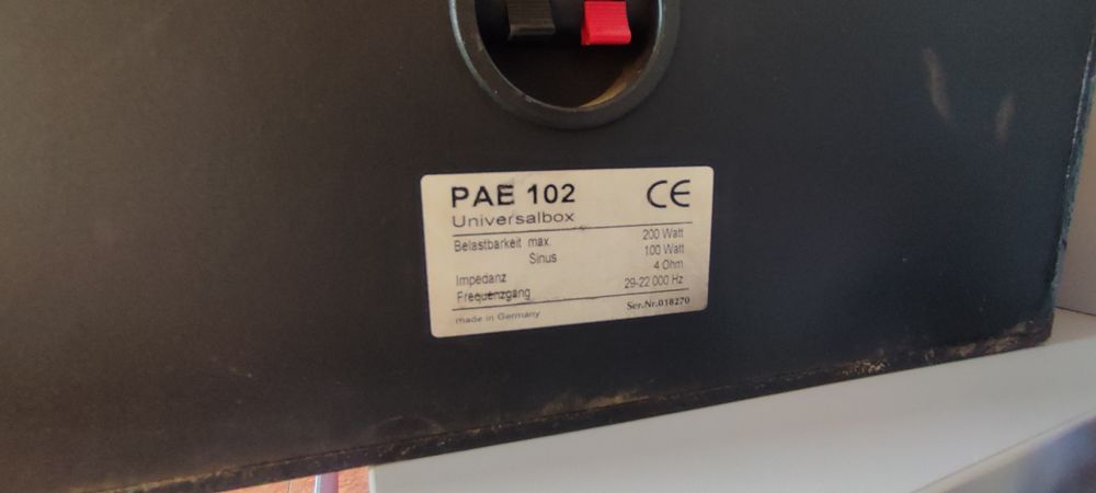 Boxe  Univeraslbox PAE 102 sau Magnat Media 100