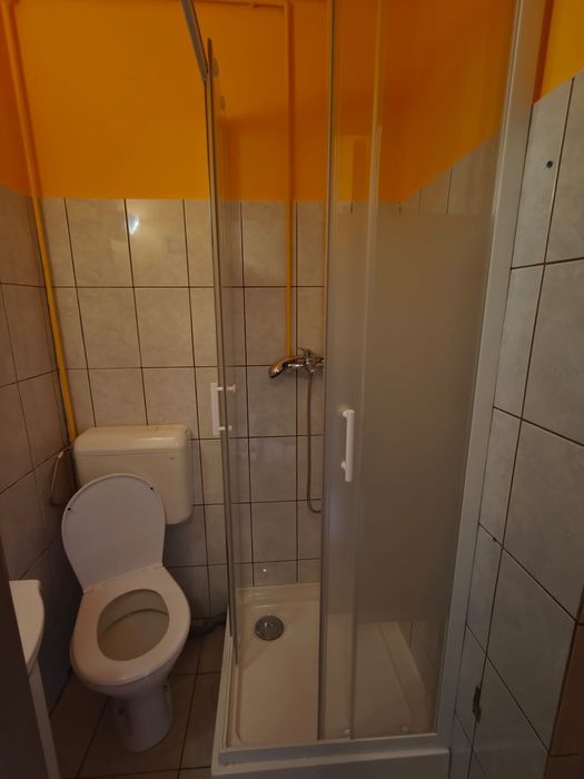 Vând camera de cămin Brașov