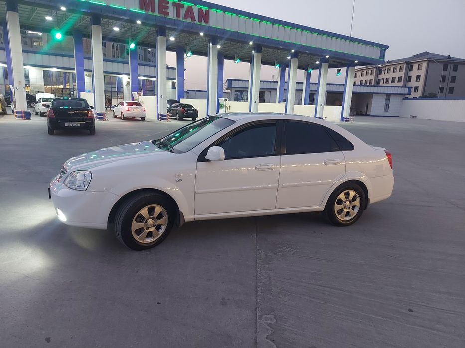 Shevralet Lasseti 1.8