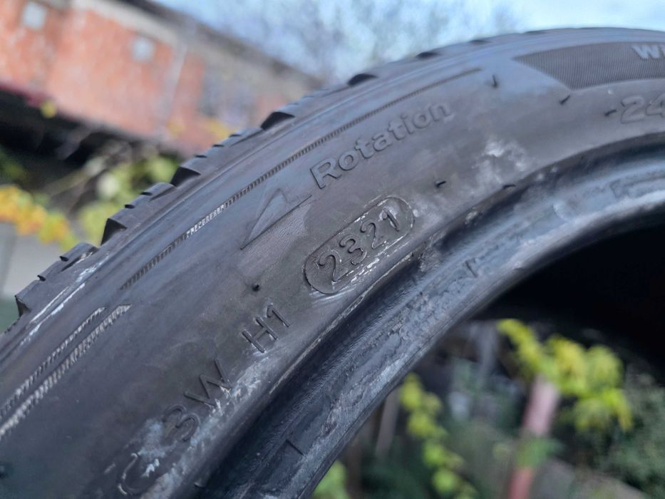 2бр Зимни гуми 245 40 19 - Hankook