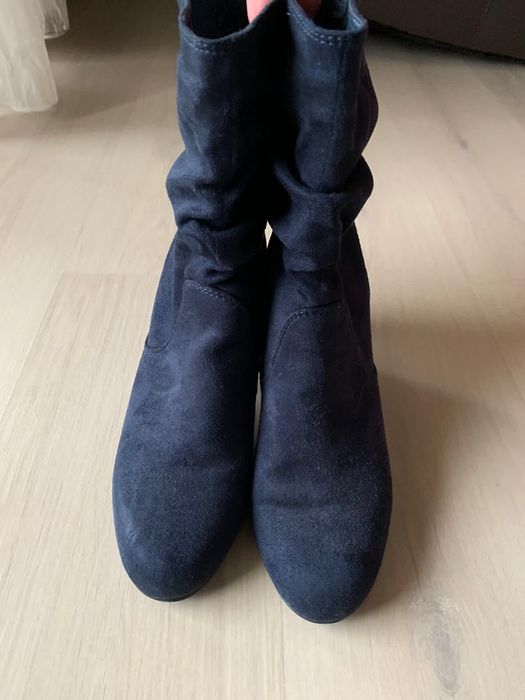 Vând cizme dama superbe (38)