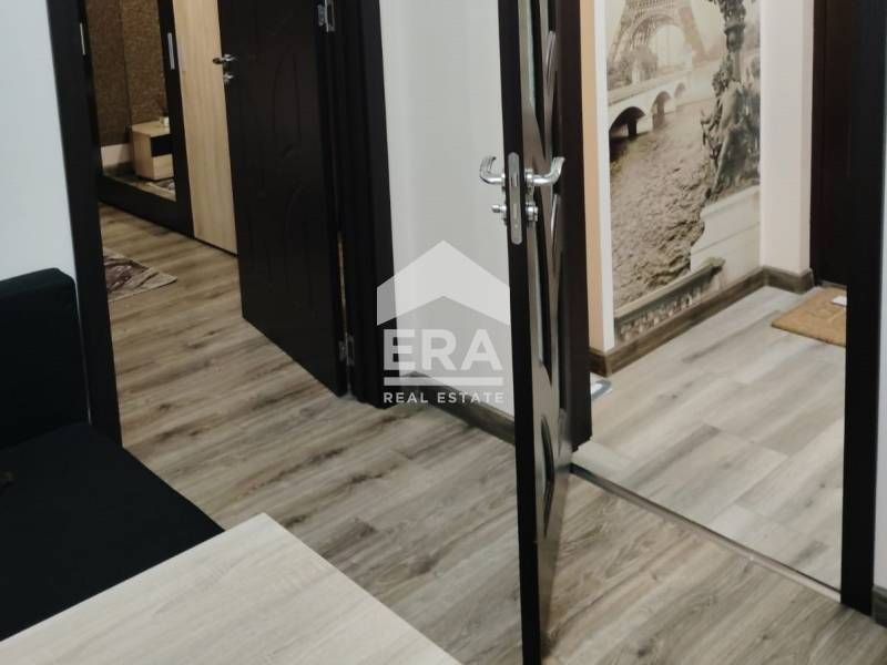 Дава се под наем Двустаен апартамент в Хасково, Център - 55 кв.м за 265.2 € - Снимка #3