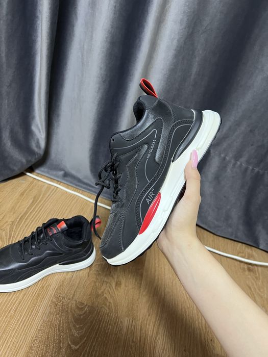 зимние мужские кроссовки