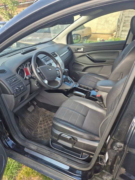 Ford Kuga 4x4 ....