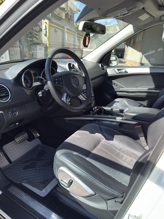 Mercedes - Bentz 320 CDI