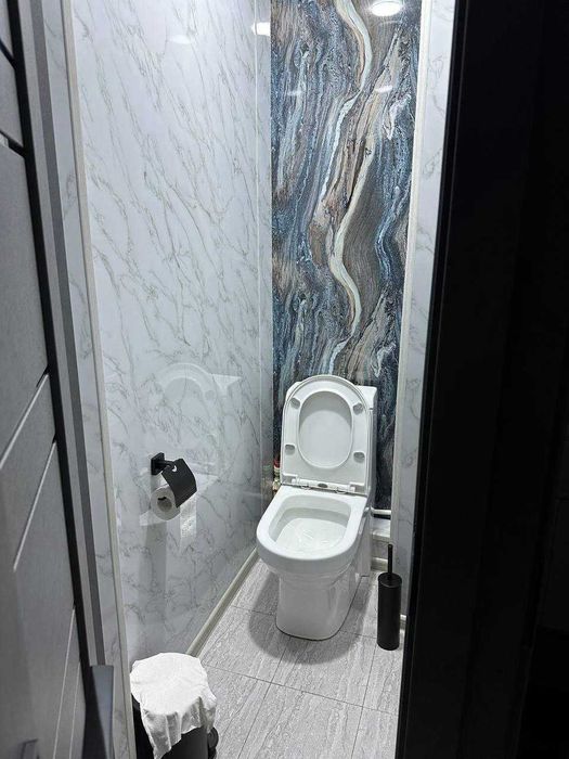 Абай 3в4 комнаты, 65 м², 3/4, кирпич, Лабзак Центр`