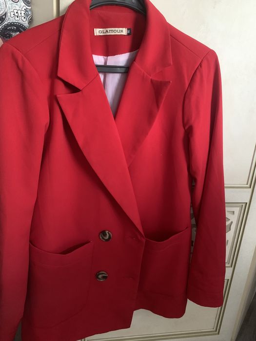 Срочно продается одежда  для девушек