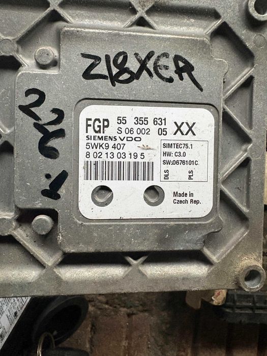 Компютър еку ecu електронен блок двигател опел вектра ц з18хер z18xer