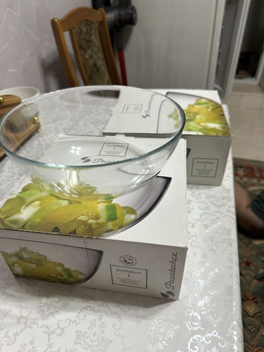 2 чашки для салата. Новые в коробке