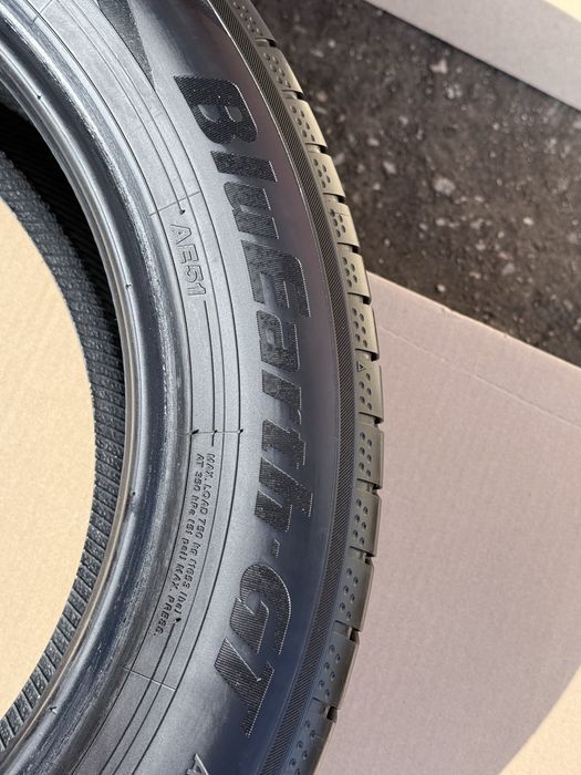 Продам шины состояние нового