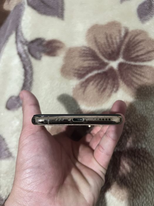 iphone XS сатылады