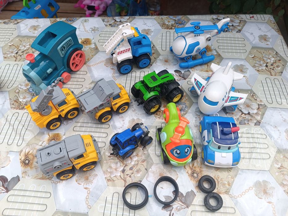 Машинки в новом состоянии