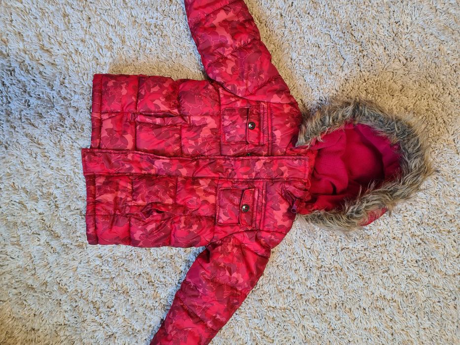 2г.92см. Червено детско зимно яке с качулка и пух на Tik Tak