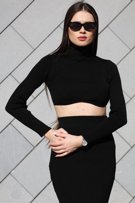 Черен сет от две части