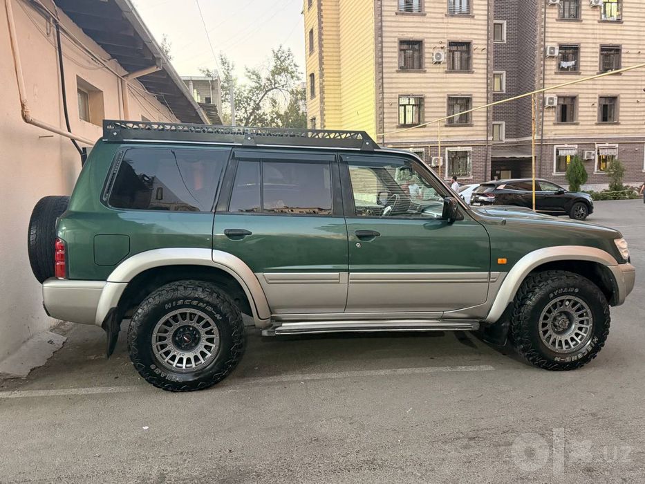 Nissan Patrol Y61