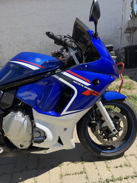 Suzuki GSX650-F A2
