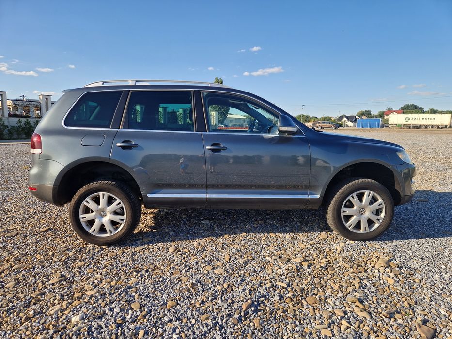 Vand Volkswagen Touareg 7L facelift Autoutilitara 3.0 tdi BKS perne automat