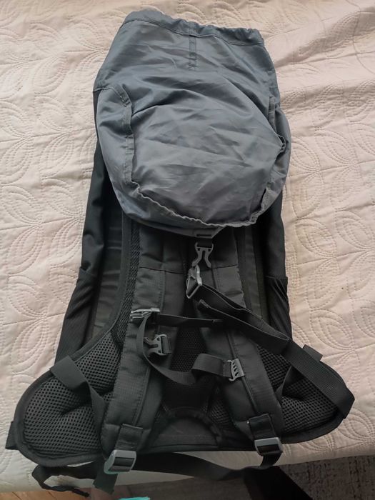 Продавам нава раница Eiger Air 28
