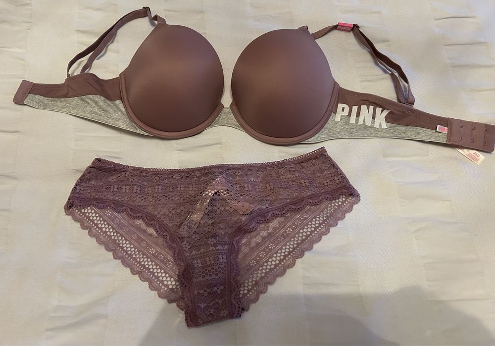 Sutien push up Victoria’s si Pink