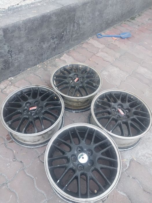 Продам диски на раз 16. 5*100 оригинал 90000 цена