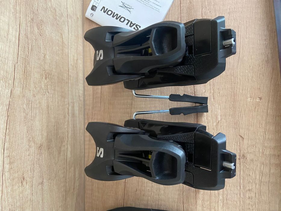 Schiuri copii Salomon QST Jr S 110 cm + legături C5 GW, noi