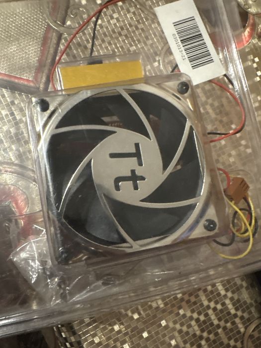 Vand Thermaltake Volcano 7+.