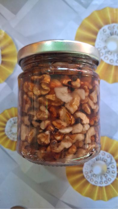 Miere de albine si produse apicole in Valea Ursului / Livare domiciliu